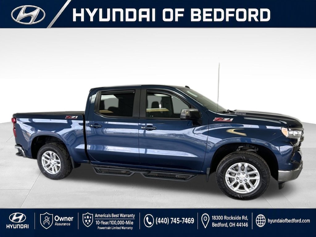 Used 2023 Chevrolet Silverado 1500 LT w/ Z71 Off-Road Package AWD/4WD image 2