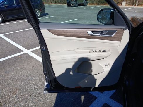 New 2026 Volkswagen Atlas SEL image 10