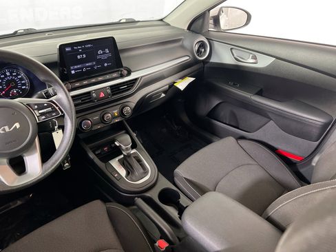 Used 2023 Kia Forte LXS w/ LXS Technology Package image 21