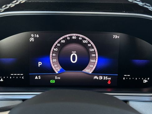 New 2025 Volkswagen Taos SE image 24