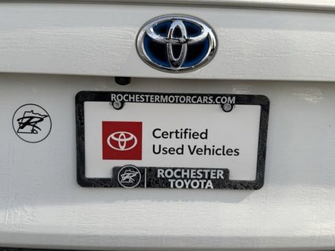 Certified 2024 Toyota RAV4 LE image 40