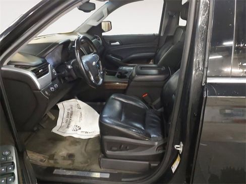 Used 2015 Chevrolet Tahoe LT image 9