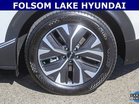 Used 2024 Kia EV6 Light image 12