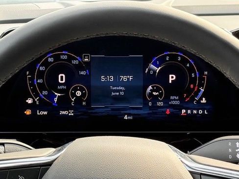 New 2025 Chevrolet Suburban Premier image 29