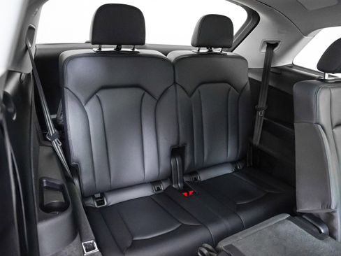 Used 2022 Audi Q7 Premium Plus w/ Premium Plus Package image 12