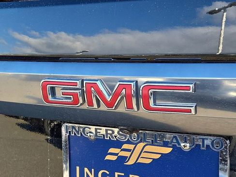 Used 2023 GMC Yukon AT4 image 28