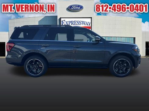 Used 2024 Ford Expedition Limited AWD/4WD image 13