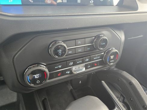 New 2025 Ford Bronco Big Bend w/ Black Diamond Package image 16