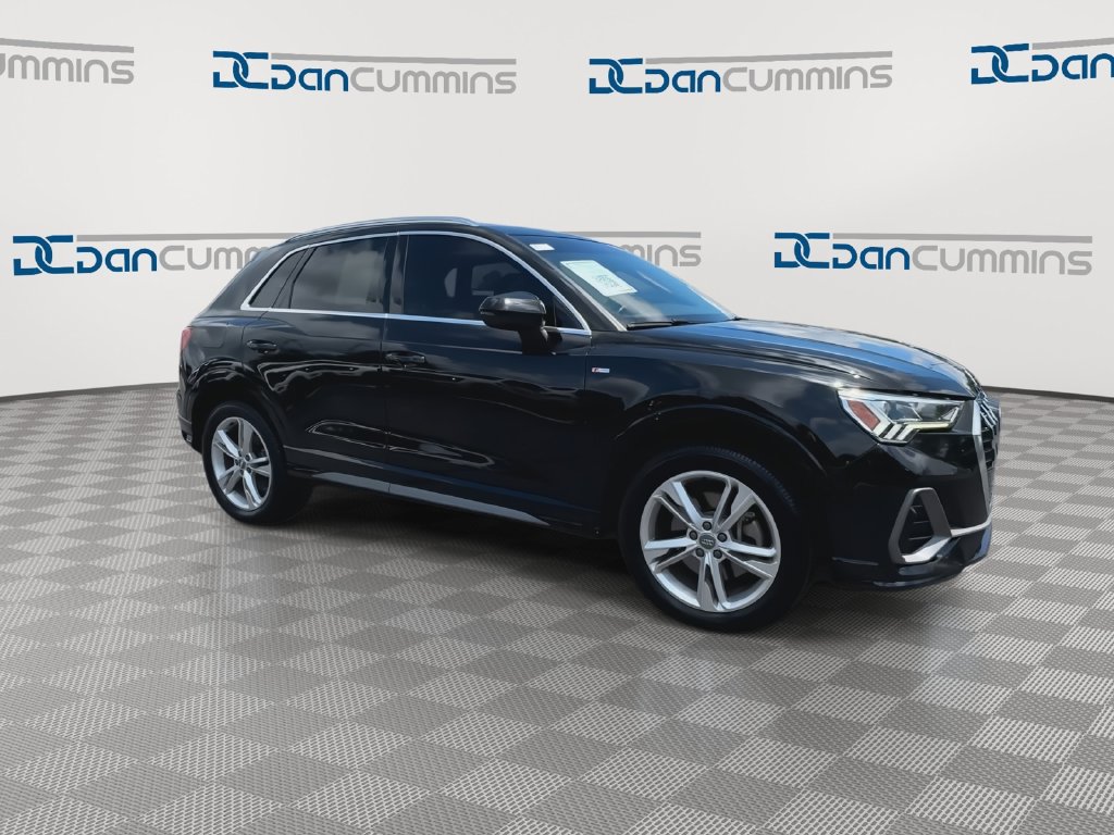 Used 2021 Audi Q3 2.0T Premium Plus w/ Premium Plus Package AWD/4WD image 2