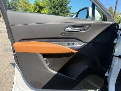 Used 2024 Cadillac XT4 Sport AWD/4WD image 11
