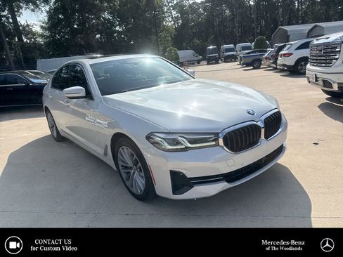 Used 2022 BMW 530i w/ Premium Package RWD image 1