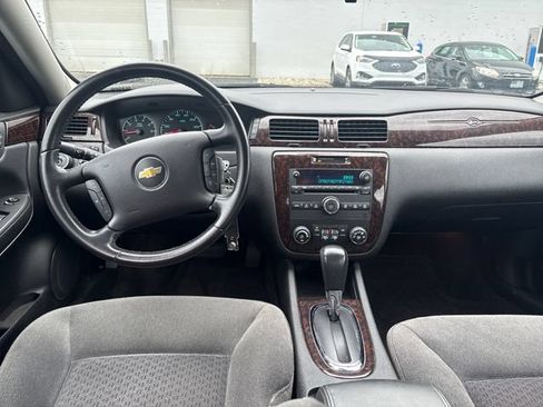 Used 2013 Chevrolet Impala LT w/ LT Sunroof Package FWD image 12