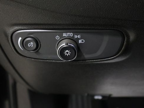 Used 2022 Chevrolet Equinox LS AWD/4WD image 31