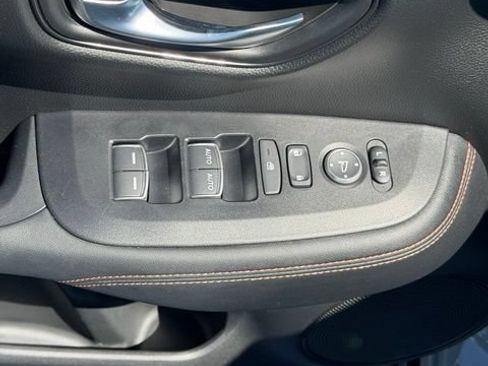 Certified 2024 Honda HR-V Sport image 22