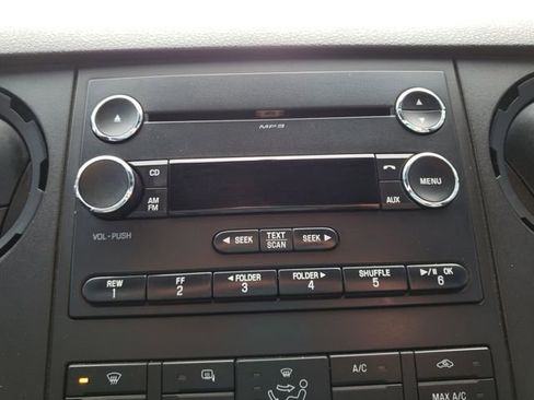 Used 2015 Ford F250 XL w/ Power Equipment Group image 20