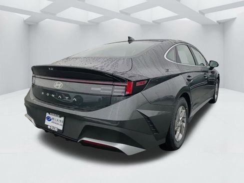New 2026 Hyundai Sonata SE FWD image 5