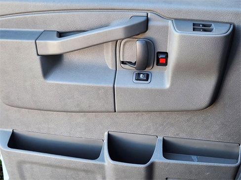 New 2025 Chevrolet Express 3500 w/ Power Convenience Package image 22