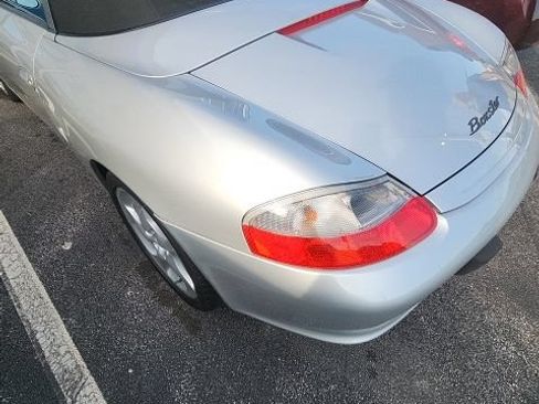 Used 2003 Porsche Boxster RWD image 4