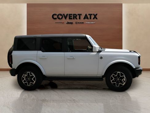Used 2024 Ford Bronco Outer Banks AWD/4WD image 7
