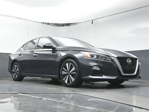 Used 2022 Nissan Altima 2.5 SV image 30