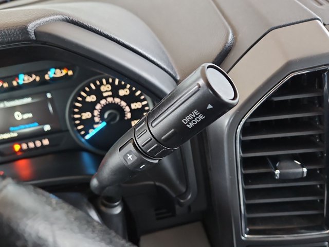 Used 2018 Ford F150 XLT w/ Equipment Group 302A Luxury AWD/4WD image 11