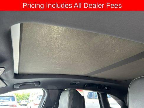 Used 2020 Porsche Macan AWD/4WD image 6