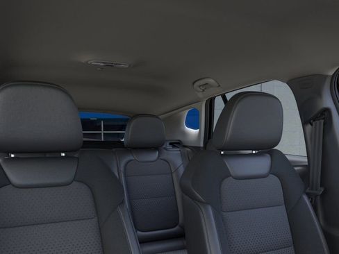New 2026 Chevrolet Trax LT w/ LT Convenience Package FWD image 24