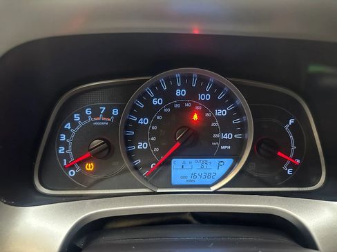 Used 2015 Toyota RAV4 LE AWD/4WD image 13