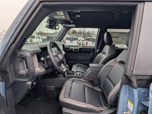 New 2025 Ford Bronco Outer Banks image 11