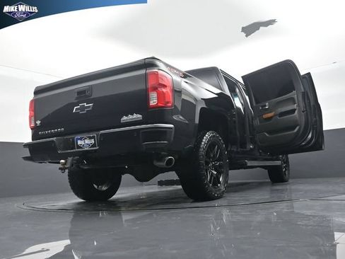 Used 2018 Chevrolet Silverado 1500 High Country AWD/4WD image 29