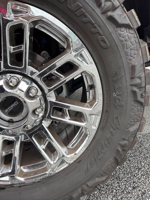 Used 2026 Ford F250 Platinum w/ Platinum Plus Package AWD/4WD image 8