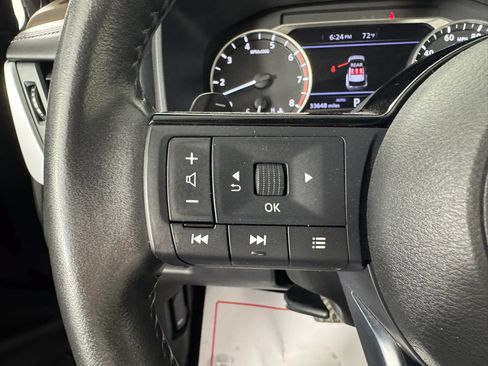 Used 2023 Nissan Rogue SV w/ SV Premium B Package AWD/4WD image 15