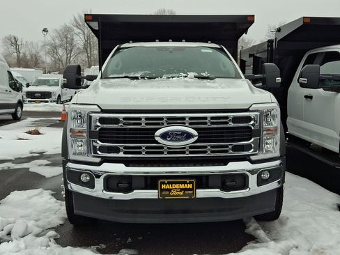 New 2025 Ford F550 4x4 Supercab Super Duty image 2