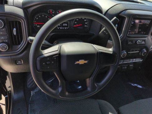Used 2026 Chevrolet Silverado 2500 Custom AWD/4WD image 13