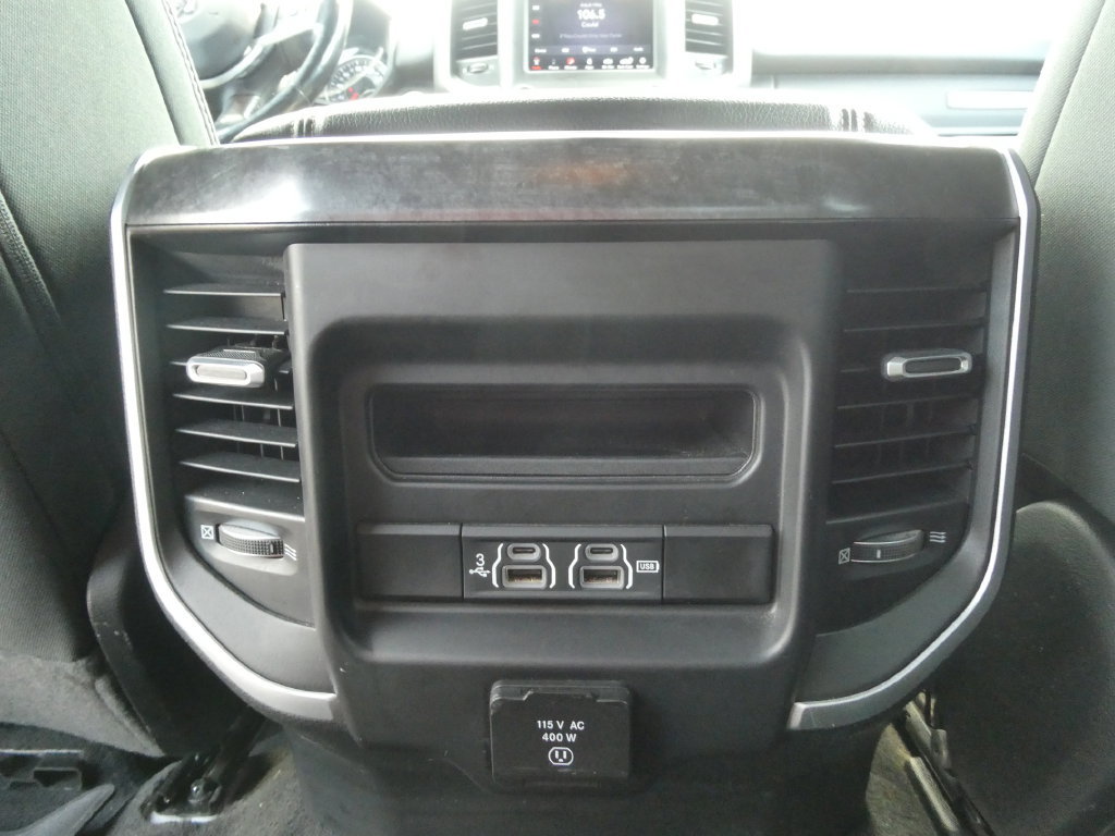 Used 2020 RAM 1500 Big Horn AWD/4WD image 17