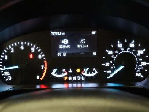 Used 2020 Ford Escape SE image 18