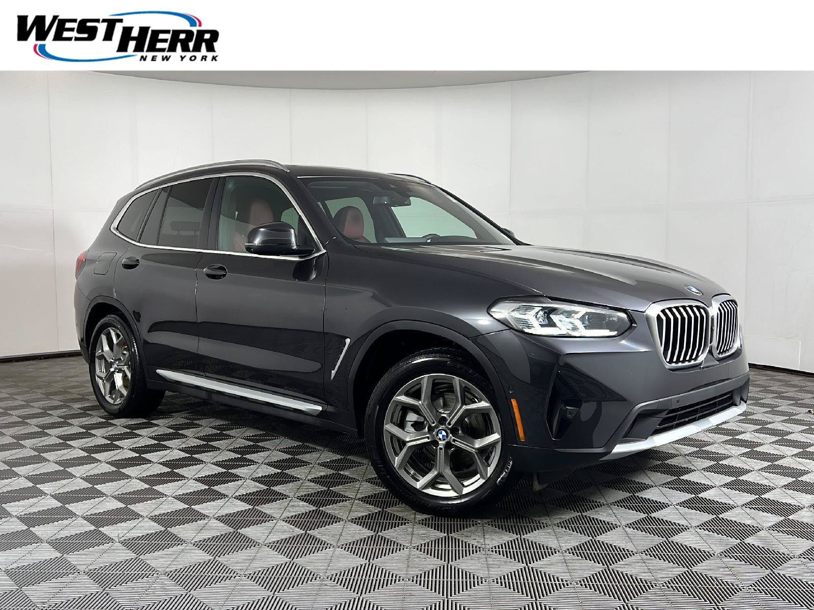 Used 2023 BMW X3 xDrive30i w/ Premium Package AWD/4WD image 1
