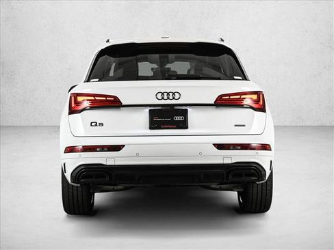 Certified 2024 Audi Q5 2.0T Premium Plus AWD/4WD image 7