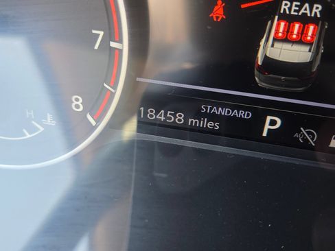 Used 2024 Nissan Rogue S FWD image 25