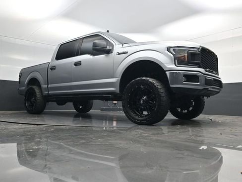 Used 2020 Ford F150 XLT image 44