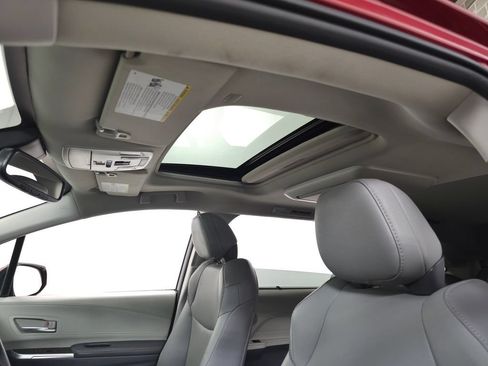 Used 2022 Toyota Sienna XLE w/ XLE Plus Package AWD/4WD image 18