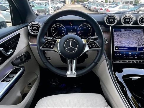 Certified 2026 Mercedes-Benz GLC 300 4MATIC image 4