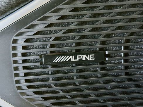 Used 2024 Jeep Wagoneer L Series II w/ Flexible Seating Group image 21