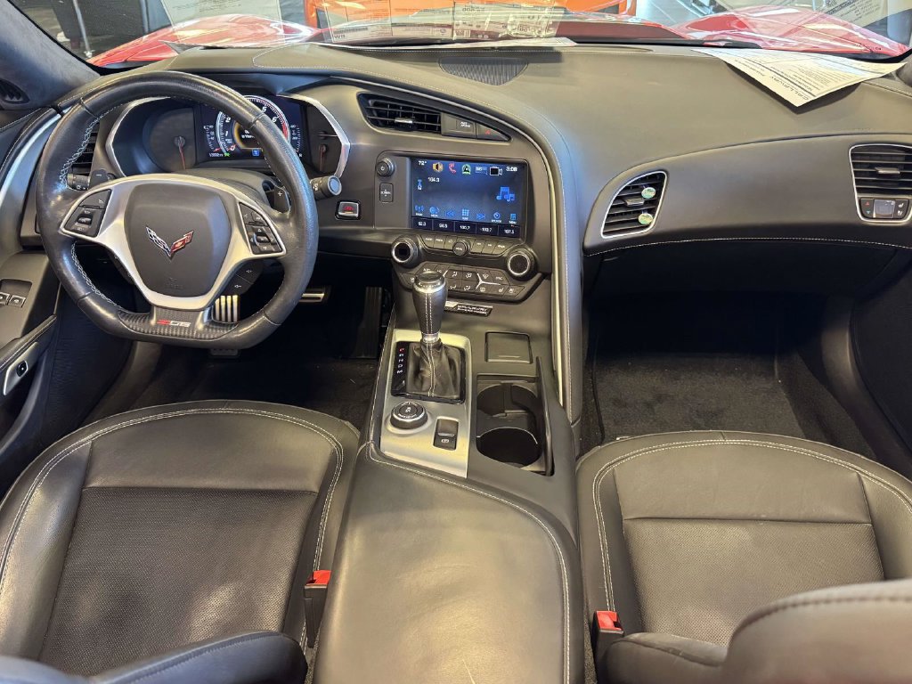 Used 2016 Chevrolet Corvette Z06 w/ 3LZ Preferred Equipment Group RWD image 2