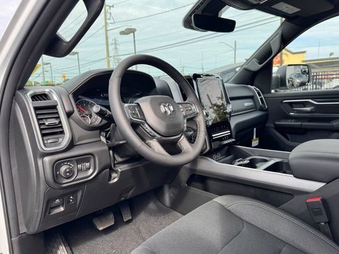 New 2026 RAM 1500 Big Horn AWD/4WD image 13