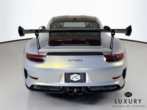 Used 2019 Porsche 911 GT3 RS w/ Weissach Package RWD image 7