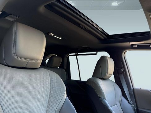 Certified 2026 Lexus LX 700h Overtrail image 23