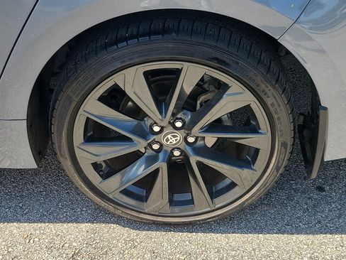 Used 2025 Toyota Corolla SE FWD image 5