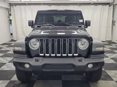 Used 2021 Jeep Wrangler Unlimited Sport AWD/4WD image 2