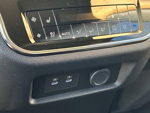 New 2026 INFINITI QX80 Luxe image 24